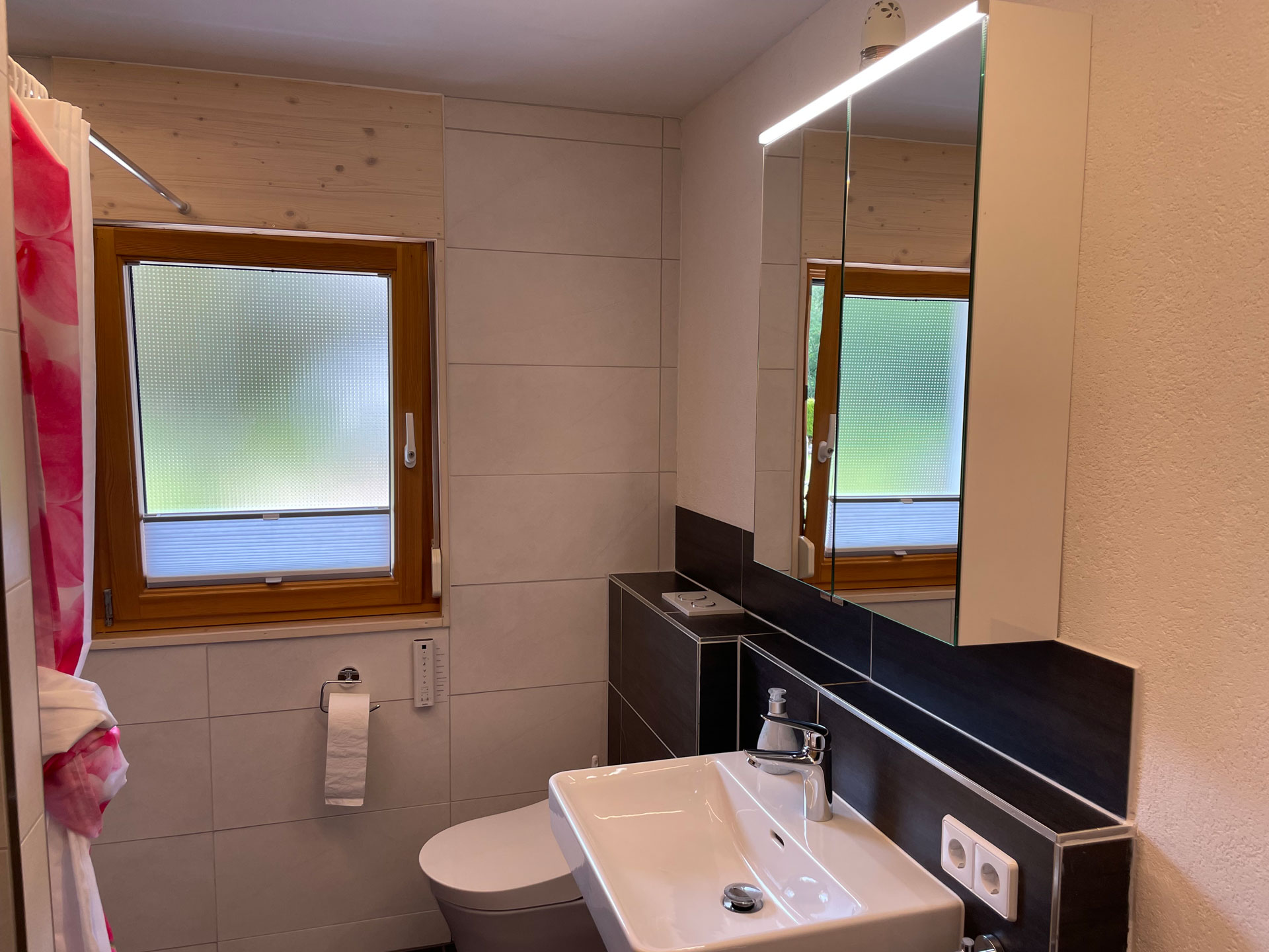 isele-ferienwohnung-badezimmer-gross